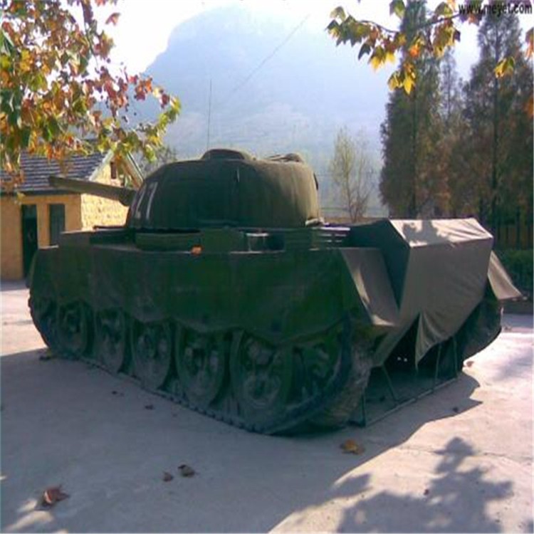 沿河大型充气坦克